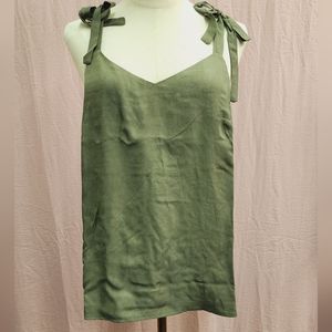 Lumière V-Neck Tie Shoulder Tank Top-(Medium)NEW